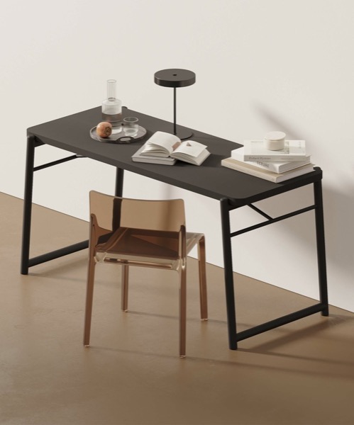 STABLE TABLE